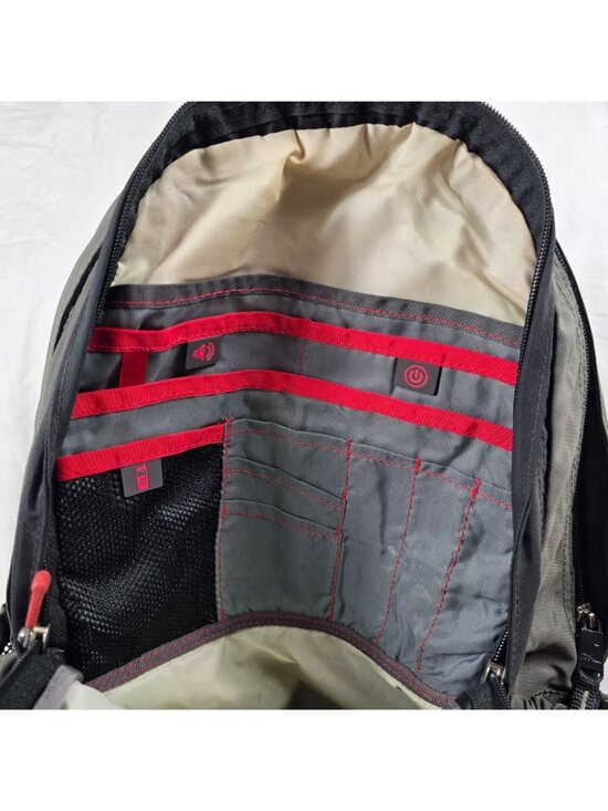 The North Face Amira Womens Backpack Gray Pink Lightweight Hiking Camping - Picture 9 of 15